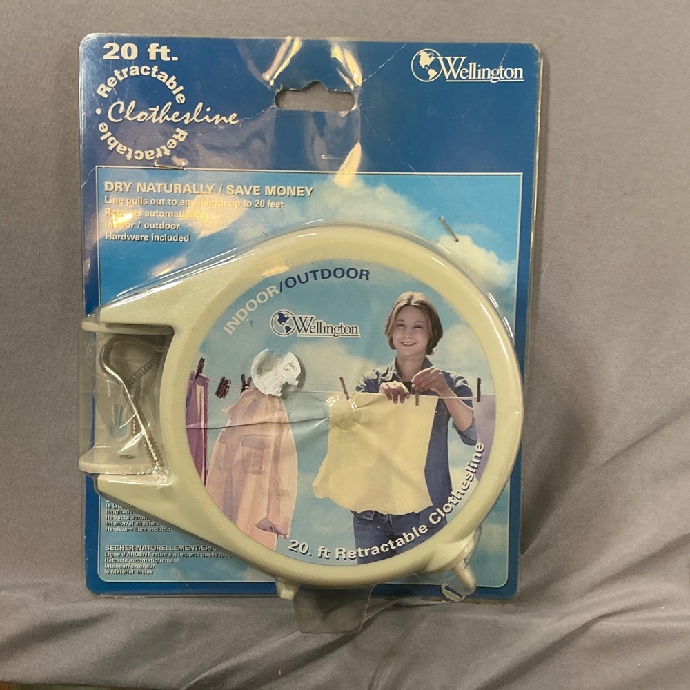 NIB Wellington 20 ft Retractable Clothesline Indoor Outdoor White S1102 NEW